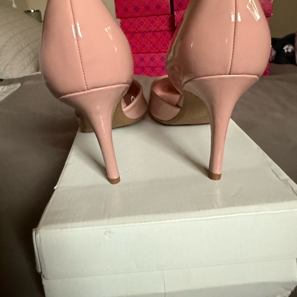 Calvin Klein pink patent d’orsay heels - Picture 4 of 9